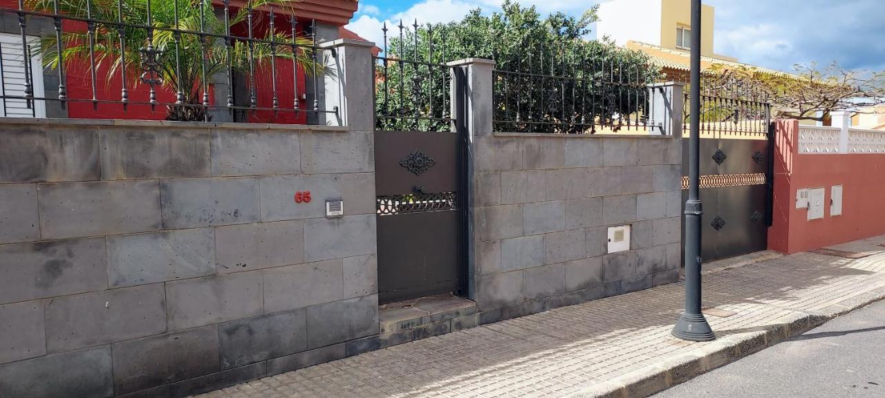 Casa Madriu, Villa De Lujo En Zona Residencial Corralejo Bagian luar foto