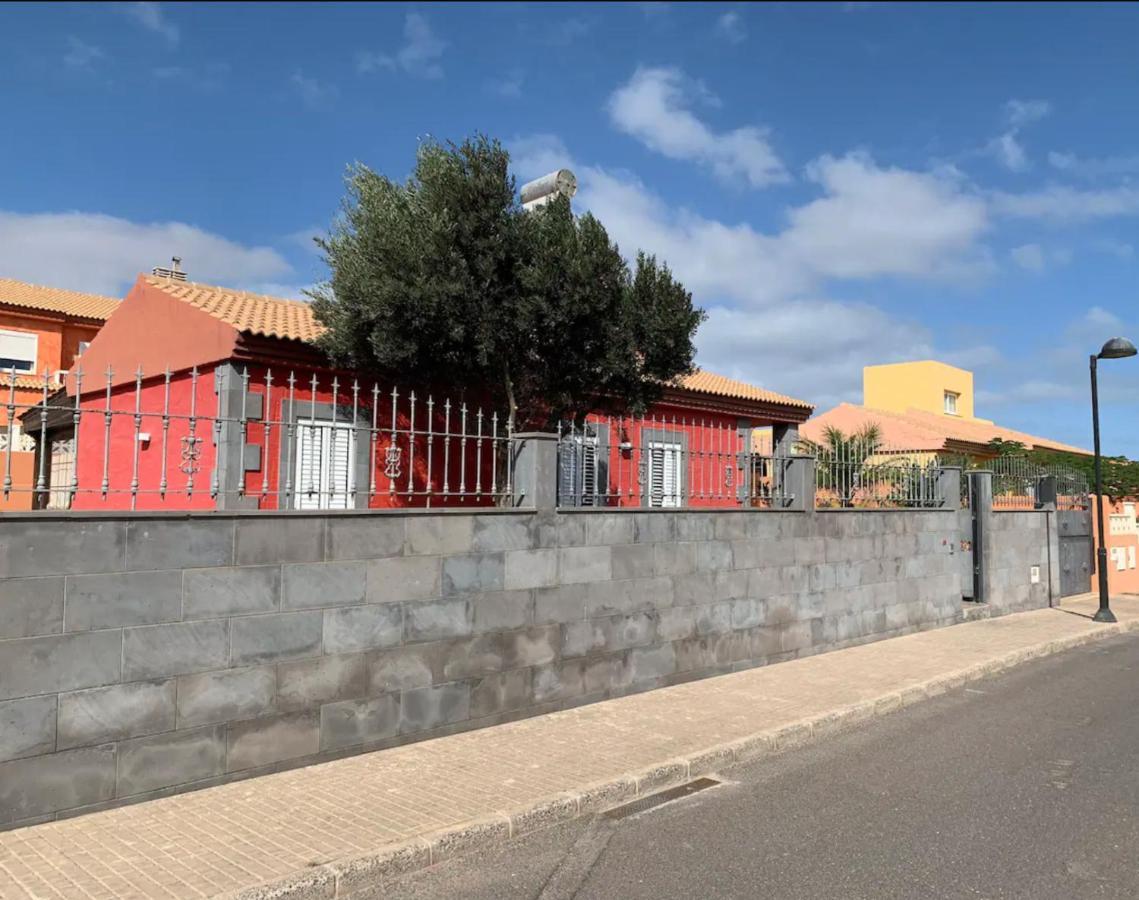 Casa Madriu, Villa De Lujo En Zona Residencial Corralejo Bagian luar foto